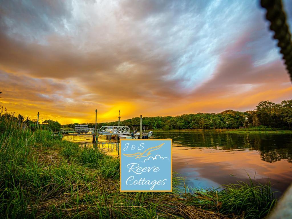 Premier Waterfront Cottage 2 Риверхед Экстерьер фото